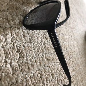 Coach sunglasses. Highest offer gets them ‼️